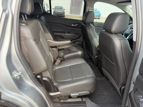 Used 2023 GMC Acadia SLT w/ Preferred Package AWD/4WD image 22