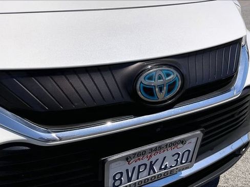 Used 2021 Toyota Venza Limited w/ Carpet Mat Package (TMS) AWD/4WD image 30