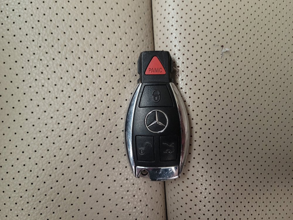 Used 2018 Mercedes-Benz C 300 Sedan image 32