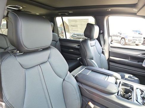 New 2026 Jeep Grand Wagoneer 4WD image 11
