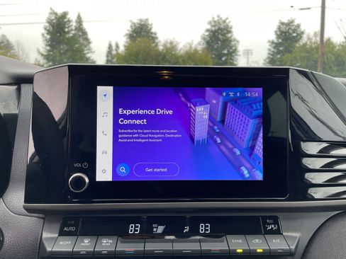 Used 2025 Toyota Camry LE image 22