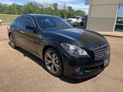 Used 2013 INFINITI M37 x w/ Premium Pkg image 8