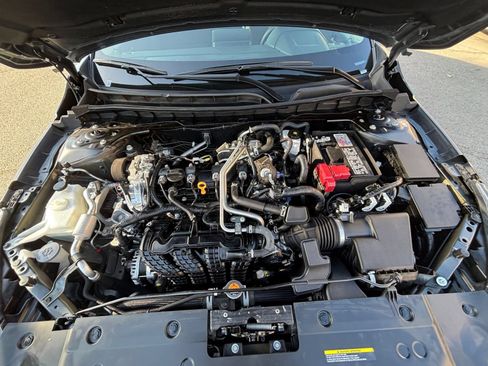 Used 2025 Nissan Altima 2.5 SV FWD image 28