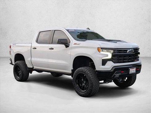 Used 2023 Chevrolet Silverado 1500 LT Trail Boss image 3