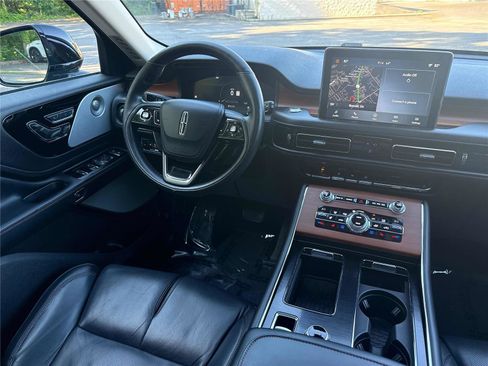 Used 2020 Lincoln Aviator Reserve w/ Equipment Group 201A RWD image 14