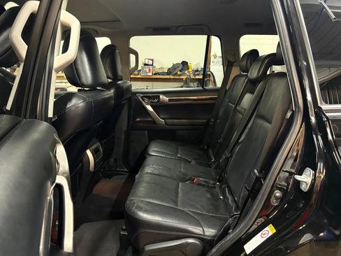 Used 2018 Lexus GX 460 Premium w/ Premium Package AWD/4WD image 23