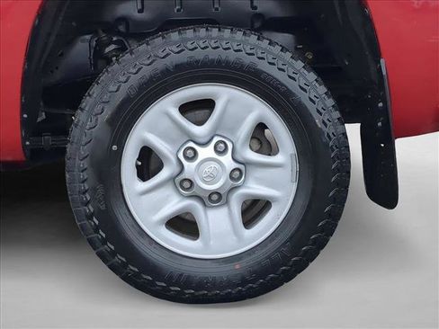 Used 2015 Toyota Tundra SR5 w/ SR5 Upgrade Package image 22