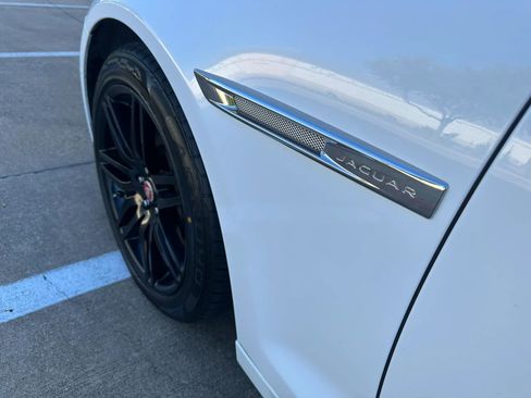 Used 2017 Jaguar XJ L Portfolio image 15