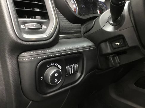 Used 2020 RAM 2500 Limited AWD/4WD image 8