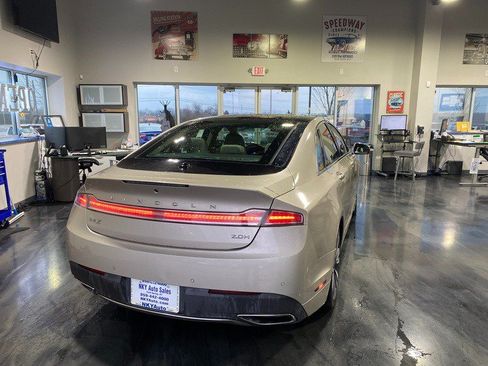 Used 2017 Lincoln MKZ Reserve w/ Climate Package FWD image 7