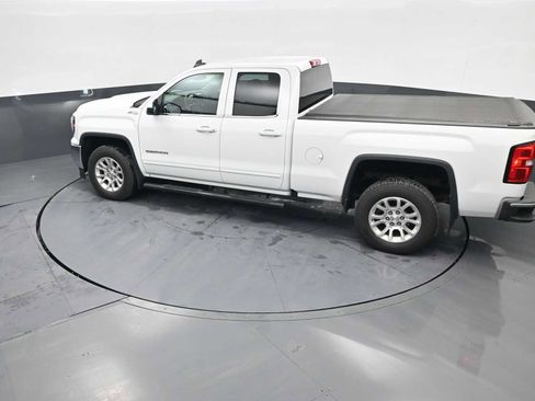 Used 2019 GMC Sierra 1500 SLE w/ SLE Value Package image 31