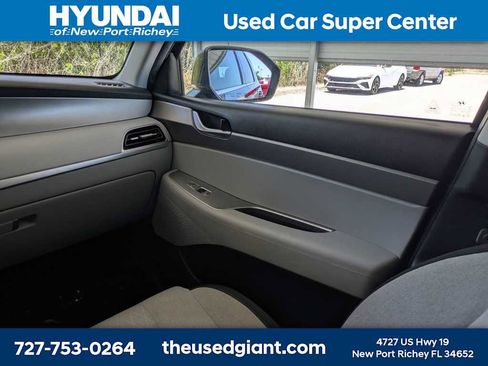 Used 2020 Hyundai Palisade SEL w/ Convenience Package FWD image 23