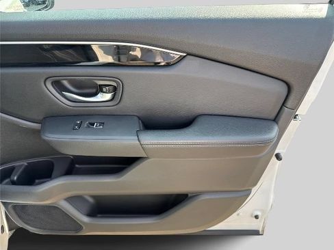 Certified 2024 Honda Pilot EX-L image 25