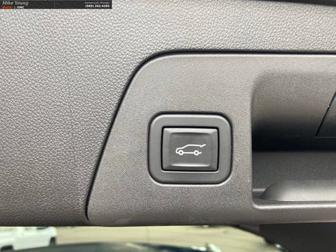 Used 2024 Buick Envision Sport Touring AWD/4WD image 11
