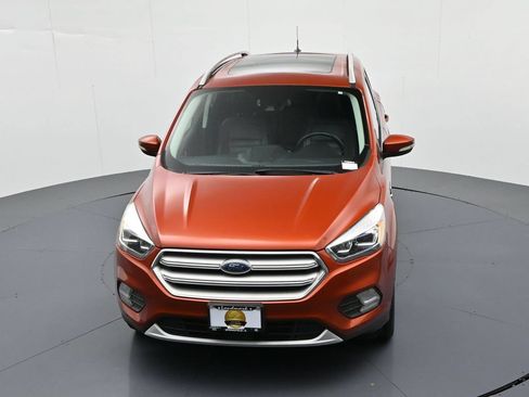 Used 2019 Ford Escape Titanium FWD image 17