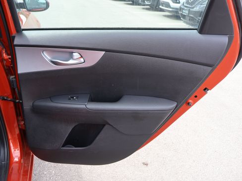 Used 2023 Kia Forte LXS FWD image 13