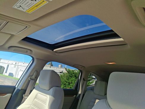 Used 2021 Honda CR-V EX image 14