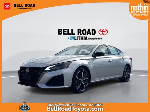 Used 2024 Nissan Altima 2.5 SR image 1