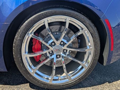 Used 2017 Chevrolet Corvette Grand Sport RWD image 21