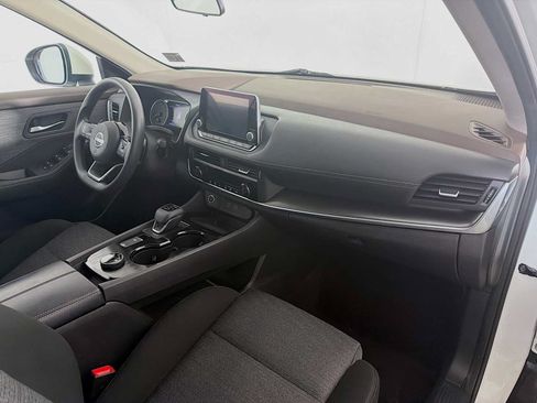 Used 2023 Nissan Rogue SV AWD/4WD image 26
