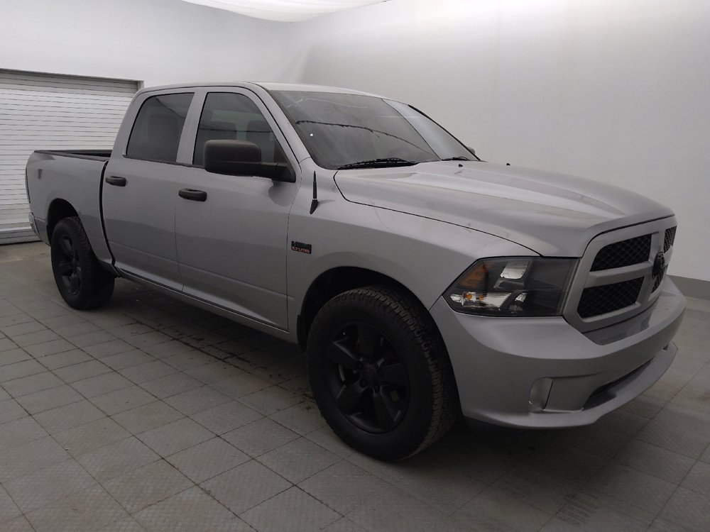 Used 2019 RAM 1500 Express w/ Express Value Package RWD image 11