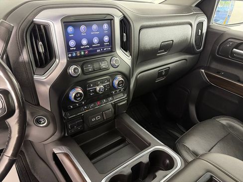 Used 2019 GMC Sierra 1500 SLT w/ SLT Premium Package AWD/4WD image 21