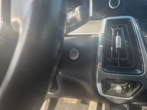 Used 2023 Kia Sorento SX AWD/4WD image 18