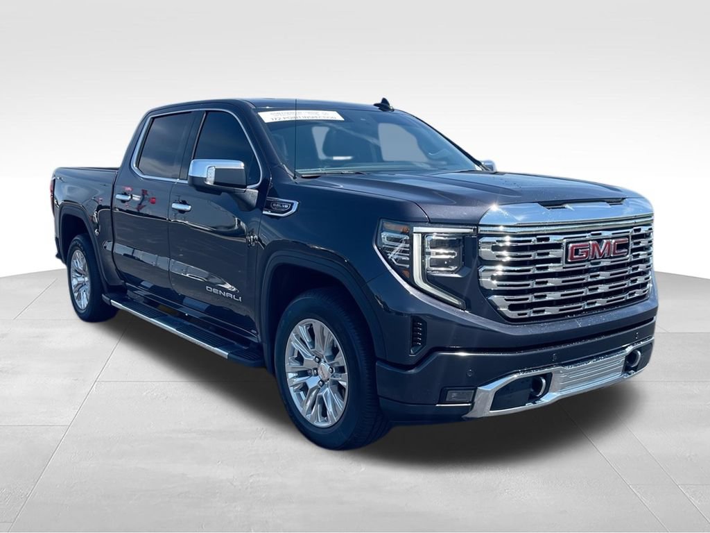 Used 2024 GMC Sierra 1500 Denali w/ Technology Package AWD/4WD image 2