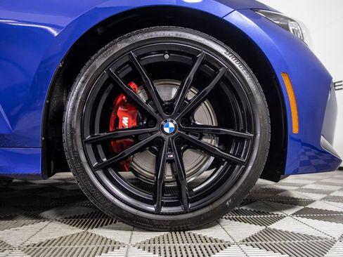 Used 2023 BMW 330i Sedan w/ M Sport Package RWD image 40