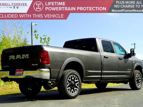 Used 2025 RAM 3500 Limited image 5