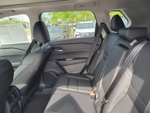 New 2026 Nissan Rogue Dark Armor FWD image 25
