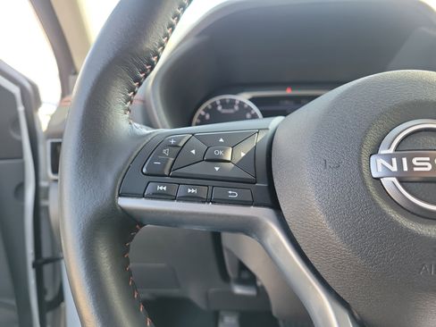 Certified 2024 Nissan Sentra SR FWD image 25