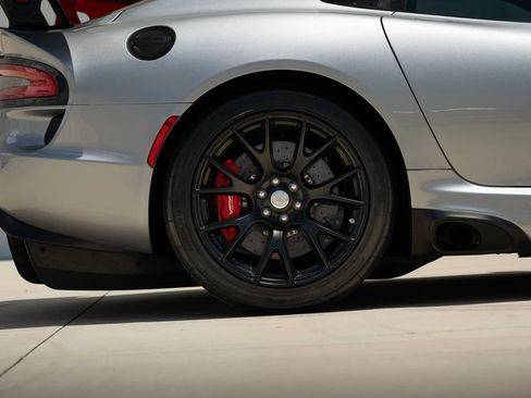 Used 2016 Dodge Viper GTC w/ ACR Package RWD image 40