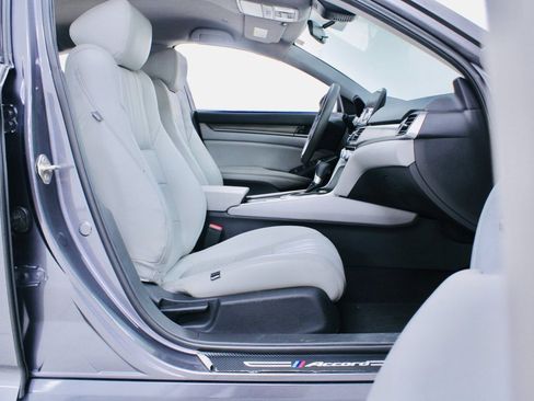 Used 2019 Honda Accord LX image 26