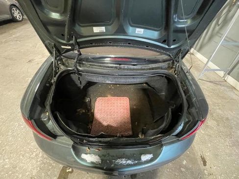 Used 2002 Chrysler Sebring LXi image 22