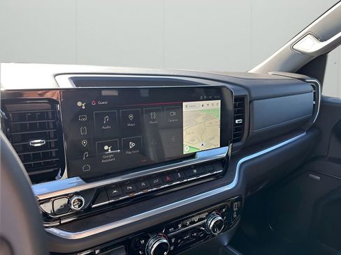 New 2026 GMC Sierra 1500 SLT image 34