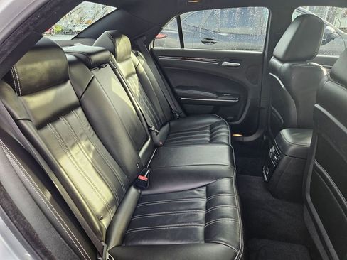 Used 2023 Chrysler 300 S image 33