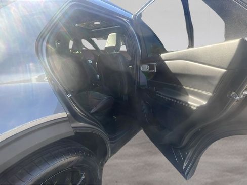 Certified 2023 Ford Explorer ST w/ Equipment Group 401A image 18