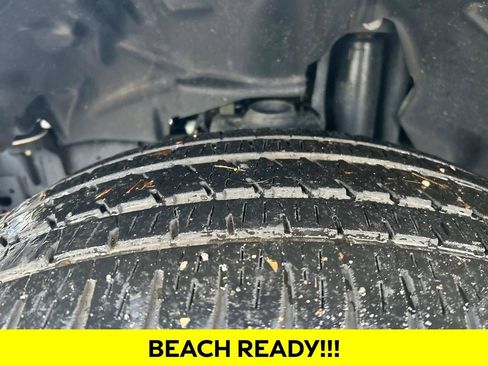 Used 2022 Jeep Wrangler Unlimited Sahara w/ Safety Group image 10