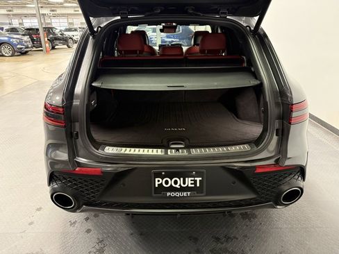 Used 2024 Genesis GV70 2.5T Sport Prestige w/ Sport Prestige Package image 19