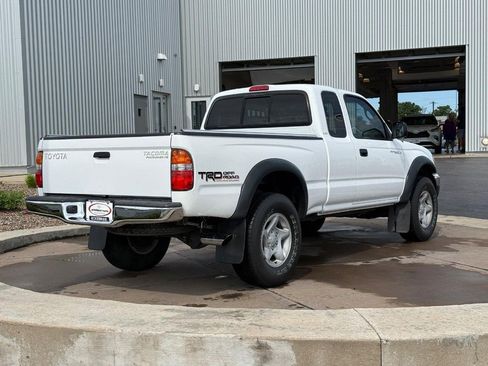 Used 2003 Toyota Tacoma PreRunner RWD image 5
