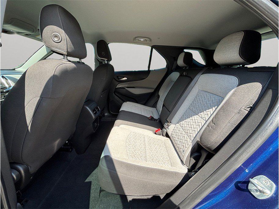 Used 2023 Chevrolet Equinox LS FWD image 31