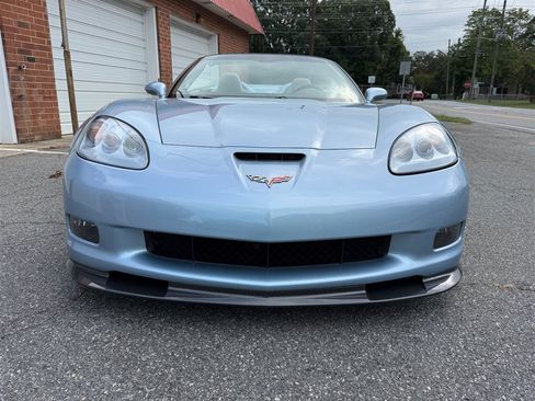 Used 2012 Chevrolet Corvette Grand Sport w/ 3LT Preferred Equipment Group RWD image 12