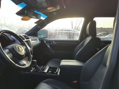 Used 2020 Lexus GX 460 Premium image 6