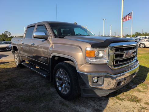 Used 2015 GMC Sierra 1500 SLT w/ SLT Crew Cab Value Package RWD image 1
