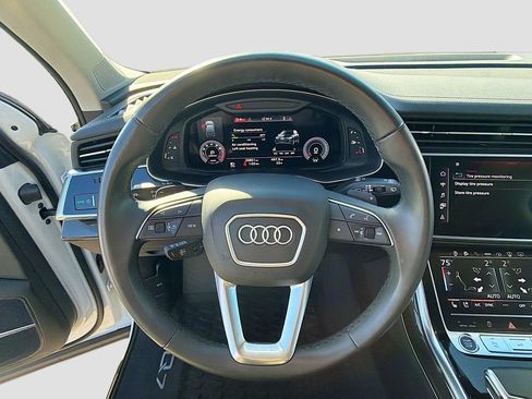 Used 2023 Audi Q7 3.0T Prestige image 11