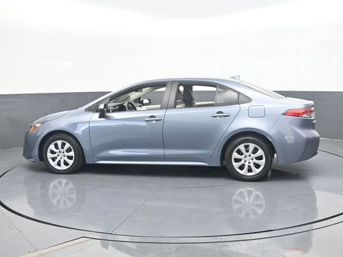 Used 2024 Toyota Corolla LE image 3