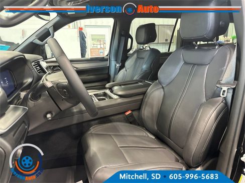 New 2026 Jeep Grand Wagoneer Limited image 15