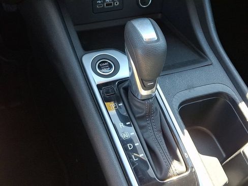 Certified 2023 Nissan Sentra SV FWD image 14