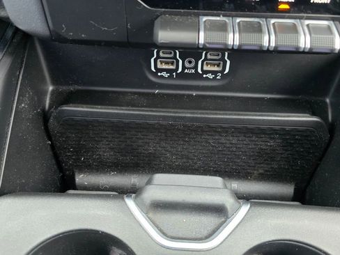 Used 2021 RAM 1500 Laramie w/ Sport Appearance Package AWD/4WD image 26